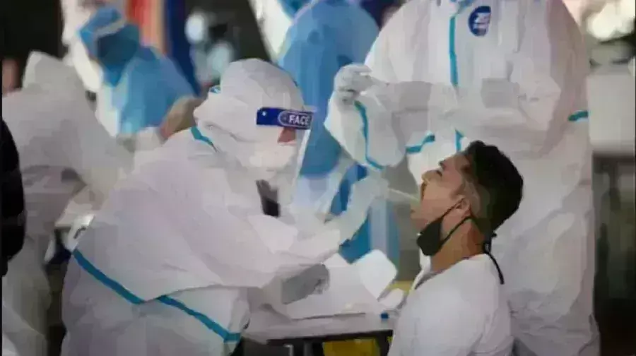 देश में कोरोना के 131 नए मरीज मिले, जीनोम सिक्वेंसिंग जरुरी