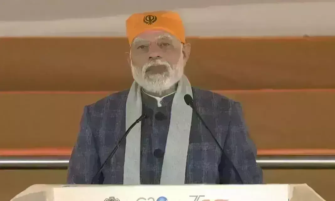 वीर बाल दिवस कार्यक्रम शामिल हुए प्रधानमंत्री, औरंगजेब को लेकर कही ये..बात वीर बाल दिवस कार्यक्रम शामिल हुए प्रधानमंत्री, औरंगजेब को लेकर कही ये..बात