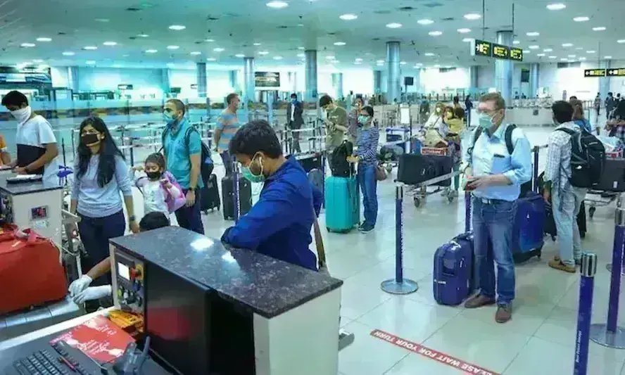 बिहार और दिल्ली में 15 विदेशी कोरोना संक्रमित मिले, थाईलैंड और म्यांमार से पहुंचे