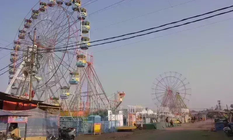 मेले में ऑटोमोबाइल सेक्टर में शोरूम बनने का काम शुरू, आज जारी हो सकते हैं ट्रेड सर्टिफिकेट