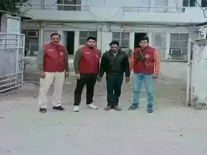 छपरा शराब कांड का मास्टर माइंड दिल्ली से गिरफ्तार, 80 से ज्यादा लोगों की हुई थी मौत