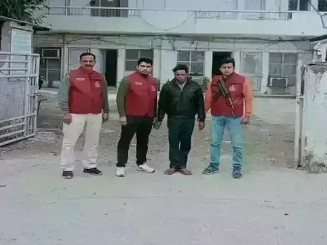 छपरा शराब कांड का मास्टर माइंड दिल्ली से गिरफ्तार, 80 से ज्यादा लोगों की हुई थी मौत