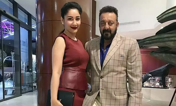 संजय दत्त की तीसरी पत्नी 47 की उम्र में भी ढाती है कहर, देखें मान्यता दत्त का बदला रूप