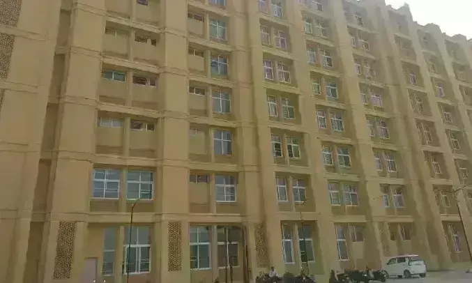 स्टाफ की कमी से जूझ रहा एक हजार बिस्तर का अस्पताल स्टाफ की कमी से जूझ रहा एक हजार बिस्तर का अस्पताल