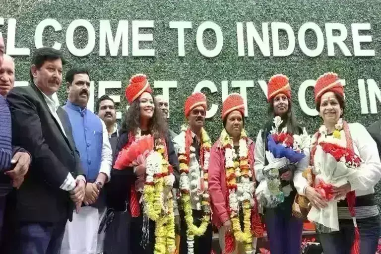 प्रवासी भारतीय सम्मेलन में भाग लेने इंदौर पहुंचे 900 मेहमान, विदेश मंत्री ने लिया तैयारियों का जायजा