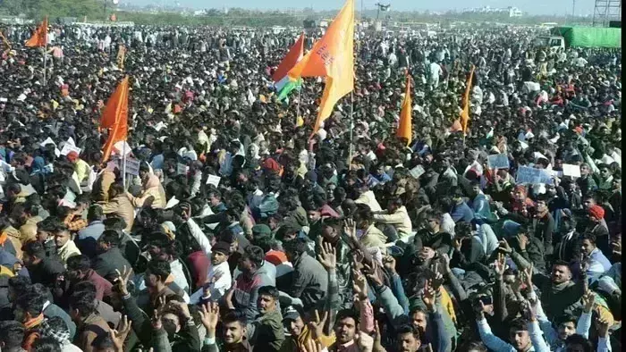 करणी सेना का महाआंदोलन दूसरे दिन भी जारी, भोपाल में किया जोरदार प्रदर्शन