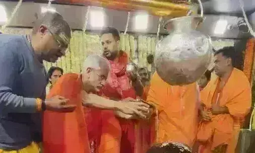 विदेश मंत्री एस जयशंकर ने किए महाकाल के दर्शन, कहा - देश के विकास की कामना की