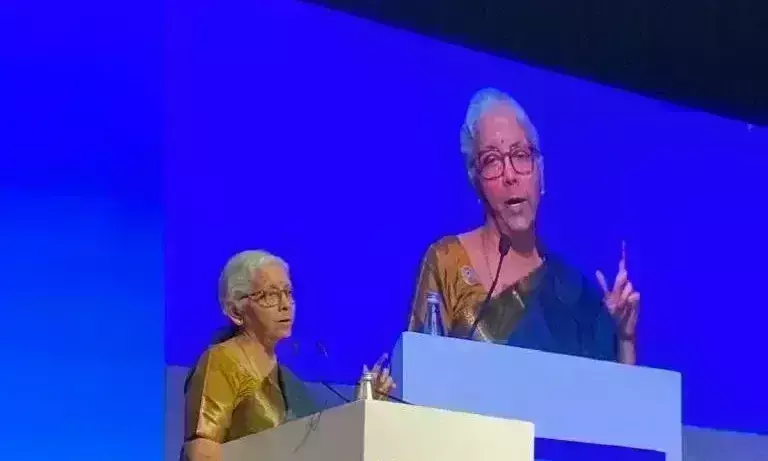 प्रवासी भारतीयों से वित्तमंत्री ने किया संवाद, कहा- भारत तेज गति से आर्थिक उन्नति करने वाला देश