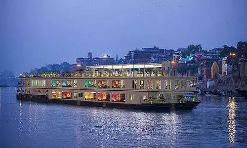 प्रधानमंत्री ने दुनिया के सबसे लंबे रिवर क्रूज को दिखाई हरी झंडी, पहली यात्रा पर रवाना