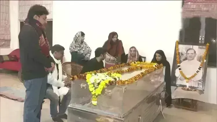 मप्र के इस...गांव में जन्मे थे शरद यादव, 3 राज्यों की राजनीति में रहे सक्रिय