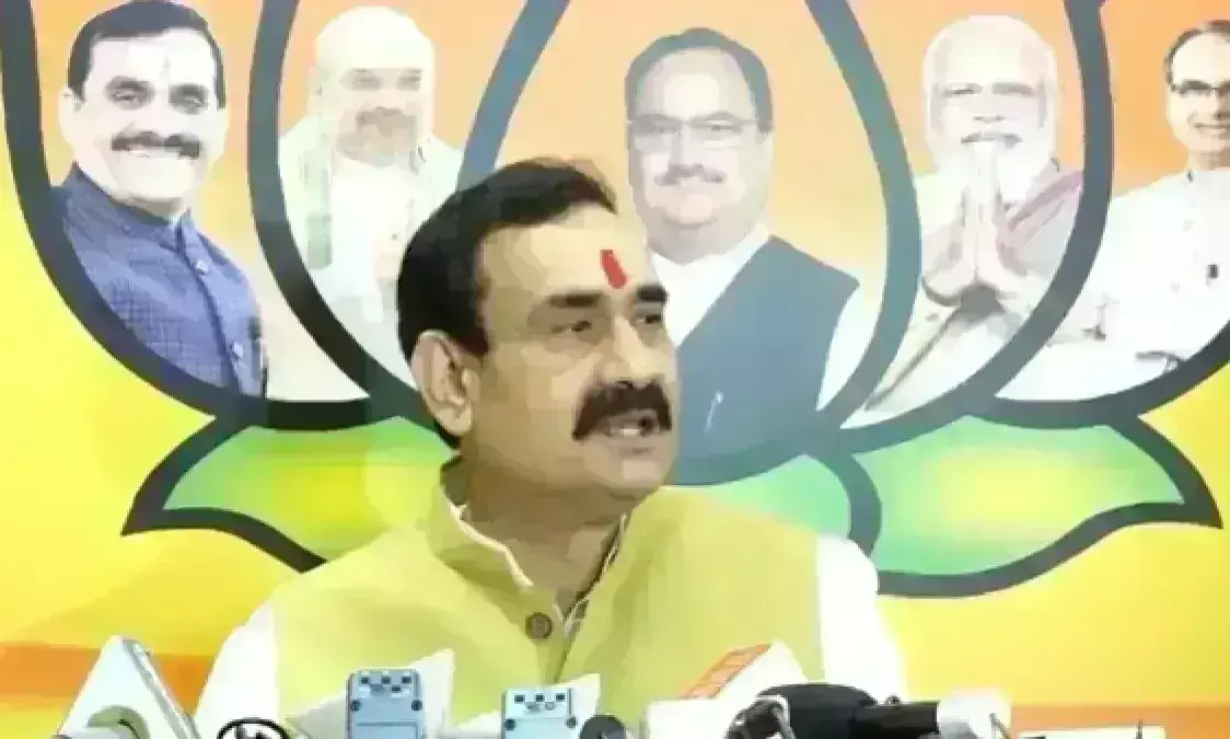 नरोत्तम मिश्रा ने भाजपा की जीत पर किया बड़ा दावा, कहा - मुकाबले में नहीं है कांग्रेस नरोत्तम मिश्रा ने भाजपा की जीत पर किया बड़ा दावा, कहा - मुकाबले में नहीं है कांग्रेस