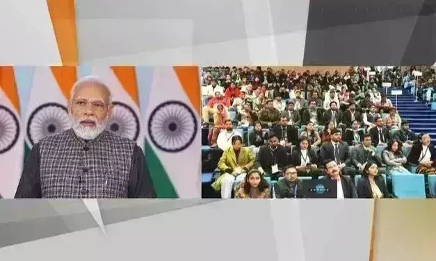 प्रधानमंत्री ने 71 हजार युवाओं को सौंपे नियुक्ति पत्र, कहा - युवाओं का सशक्तिकरण हो रहा है