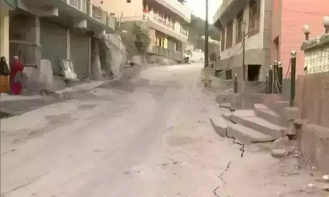 जोशीमठ में घटा पानी का रिसाव, अब तक 863 घरों में आई दरार, राहत और बचाव कार्य जारी