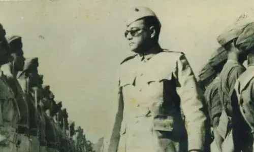 न्याय की चौखट पर नेताजी की देह…!