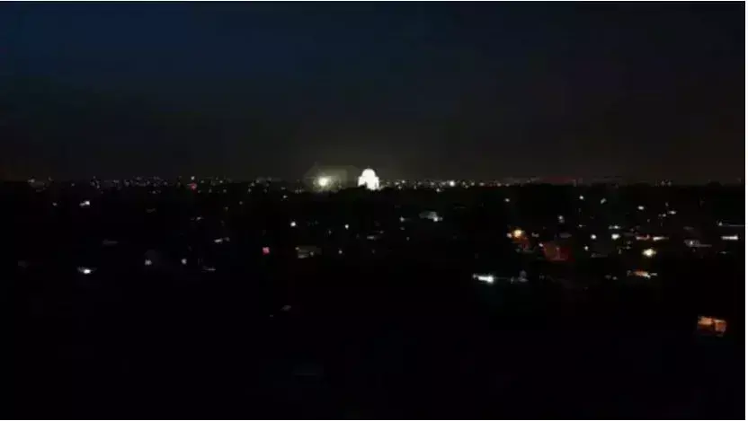 अंधेरे में डूबा पाकिस्तान, पॉवर ग्रिड फेल, इस्लामाबाद समेत पूरे देश में बिजली गुल