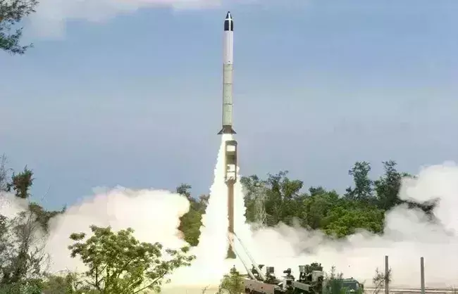 अमेरिका-चीन के साथ हाइपरसोनिक क्लब में शामिल हुआ भारत, मिसाइलों का किया सफल परिक्षण