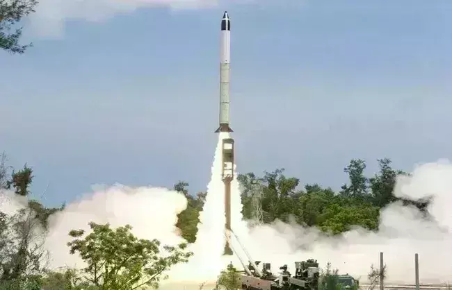 अमेरिका-चीन के साथ हाइपरसोनिक क्लब में शामिल हुआ भारत, मिसाइलों का किया सफल परिक्षण