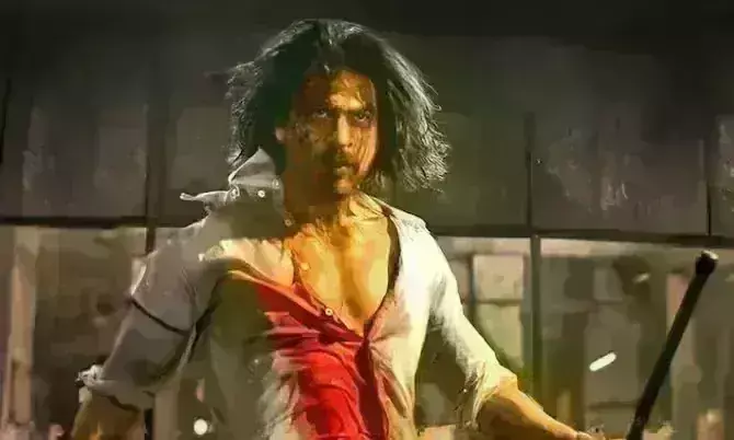 जीरो से फिर हीरो बने शाहरुख खान, फिल्म पठान ने 3 दिन में कमाए 300 करोड़