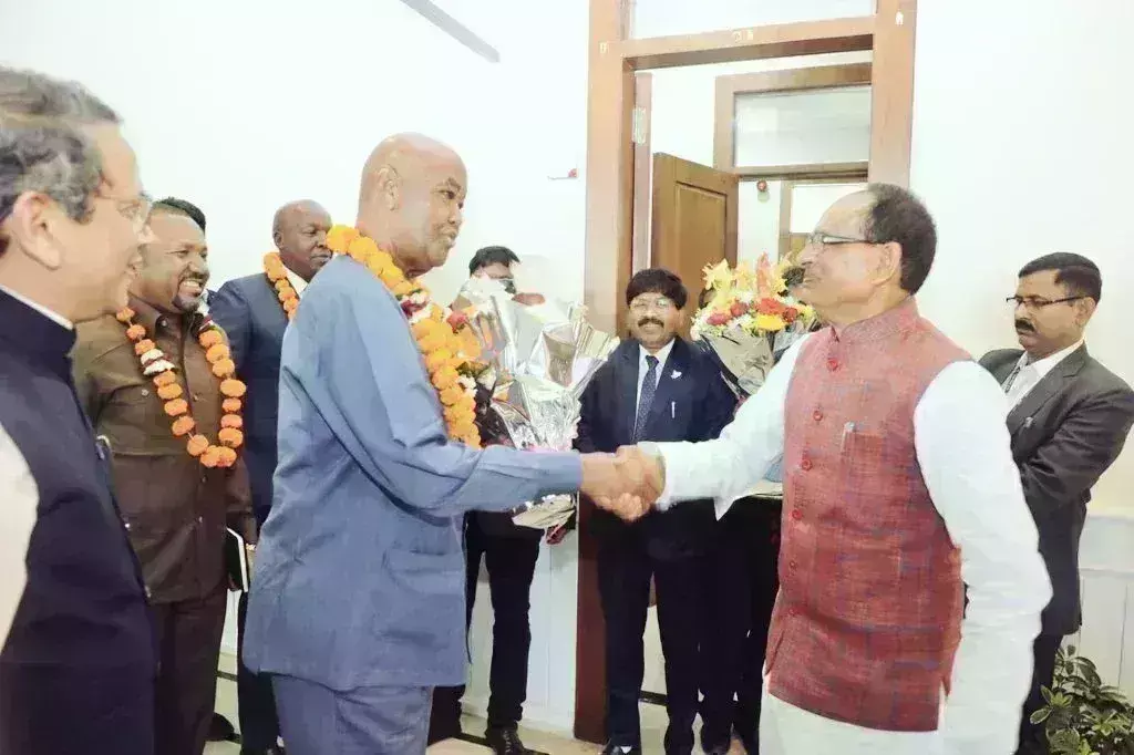 मुख्यमंत्री शिवराज से मिला तंजानिया का प्रतिनिधिमंडल, प्रदेश की योजनाओं की ली जानकारी