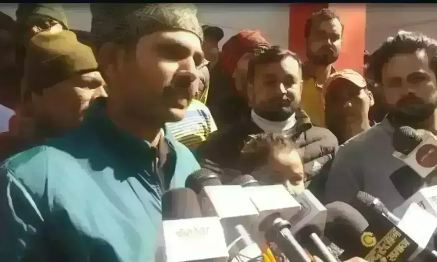 रामचरितमानस की प्रतियां जलाने की आंच पहुंची ग्वालियर, हिंदू संगठनों ने सौंपा ज्ञापन