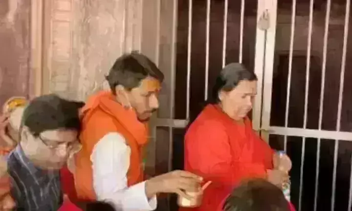 उमा भारती का नड्डा को लेकर बड़ा बयान, कहा - रोका नहीं होता तो खुल जाता शिव मंदिर का ताला