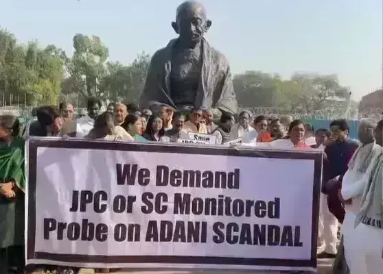 अडाणी के मुद्दे पर संसद में हंगामा,  जेपीसी से जांच की मांग पर अड़ा विपक्ष