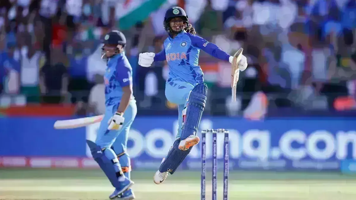 महिला T-20 वर्ल्ड कप : भारत ने जीता पहला मैच, पाकिस्तान को 7 विकेट से हराया