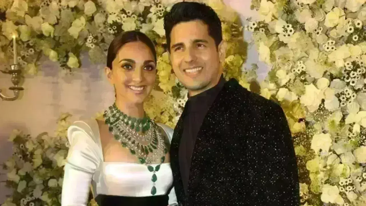 सिद्धार्थ-कियारा ने दिया ग्रांड वेडिंग रिसेप्शन, करण जौहर से लेकर अभिषेक बच्चन तक पहुंचे ये...सेलेब्रिटी