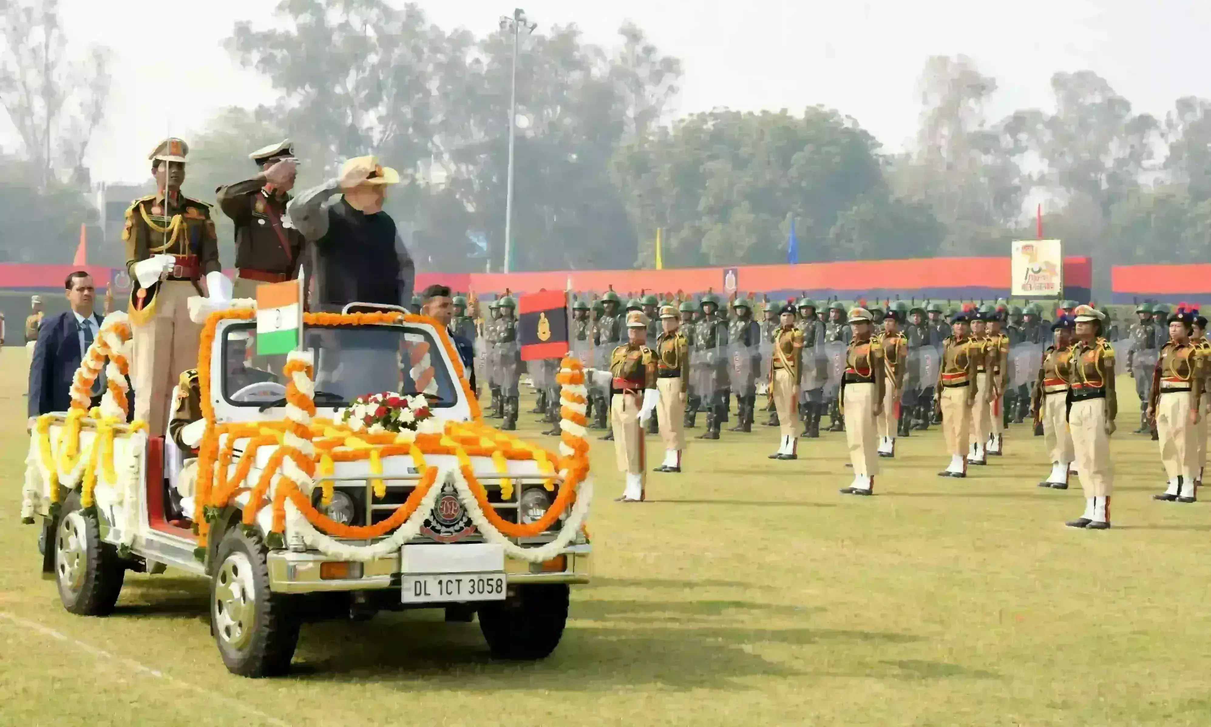 गृहमंत्री शाह दिल्ली पुलिस स्थापना समारोह में हुए शामिल, फॉरेंसिक मोबाइल वेन की दी सौगात