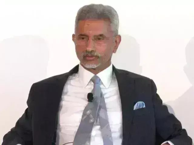 विदेश मंत्री ने सोरोस पर साधा निशाना, कहा - उन्हें लगता है दुनिया उनके हिसाब से चले