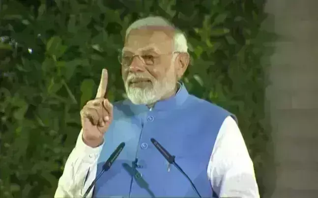 प्रधानमंत्री ने NDRF टीम से की चर्चा, कहा- तिरंगा देखकर लोगों में आशा जगती है