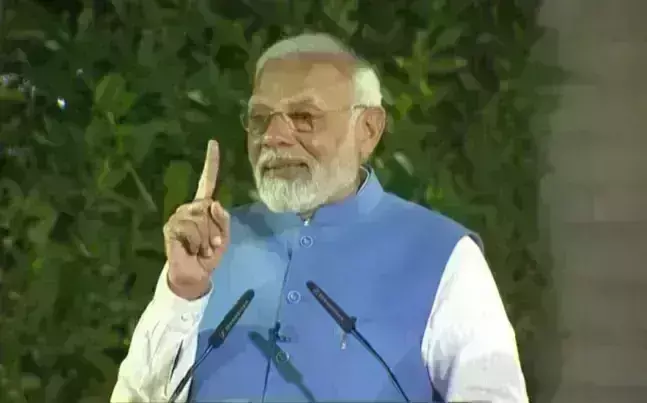 प्रधानमंत्री ने NDRF टीम से की चर्चा, कहा- तिरंगा देखकर लोगों में आशा जगती है