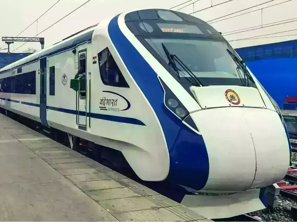 ग्वालियर से दिल्ली के बीच चलेगी वंदे भारत ट्रेन, केंद्रीय मंत्री ज्योतिरादित्य सिंधिया ने की मांग