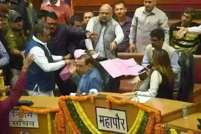 MCD चुनाव की मतगणना जारी, आप पार्षद ने थामा भाजपा का दामन, लगे गद्दार-गद्दार के नारे