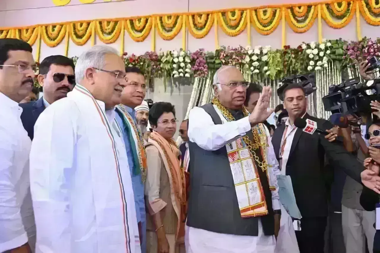 कांग्रेस अधिवेशन में अहम फैसला, नहीं होंगे CWC चुनाव, खड़गे करेंगे सदस्यों की नियुक्ति