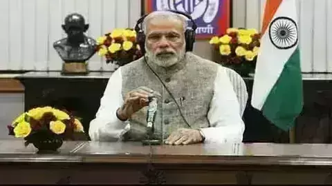 प्रधानमंत्री ने मन की बात को किया संबोधित, कह - समाज के योगदान से बढ़ती है देश की शक्ति