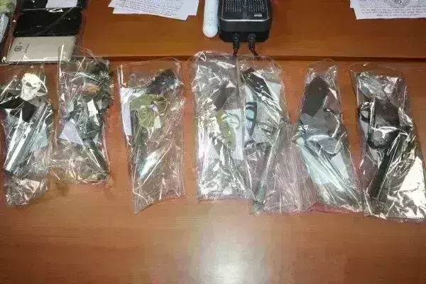हथियार बेचने से पहले तस्करों को दबोचा, कट्टे और पिस्टल के बारे में पुलिस कर रही है पूछताछ