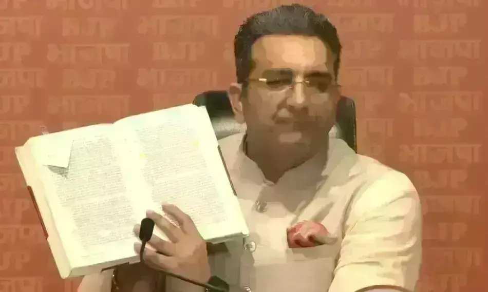 आप कर रही नौटंकी, जांच एजेंसियों के कामकाज में डाल रही रुकावट : भाजपा