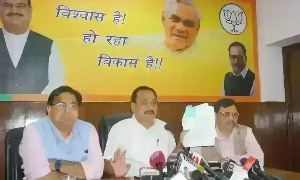 दिल्ली सरकार ने शराब की बिक्री पर बिना मंजूरी के 12 प्रतिशत कमीशन क्यों किया - विरेंद्र सचदेवा दिल्ली सरकार ने शराब की बिक्री पर बिना मंजूरी के 12 प्रतिशत कमीशन क्यों किया - विरेंद्र सचदेवा