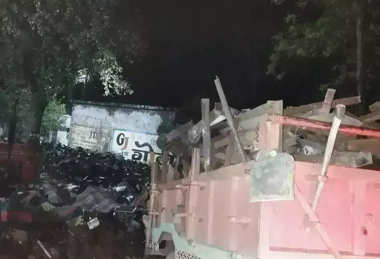 पाथाखेड़ा पुलिस की बड़ी कार्रवाई, स्क्रैप चोरों में मचा हड़कंप पाथाखेड़ा पुलिस की बड़ी कार्रवाई, स्क्रैप चोरों में मचा हड़कंप