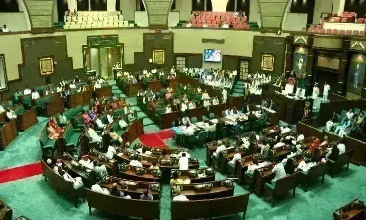 कांग्रेस ने ओल्ड पेंशन स्किम का उठाया मुद्दा, वित्तमंत्री ने कहा- ऐसा कोई प्रस्ताव नहीं