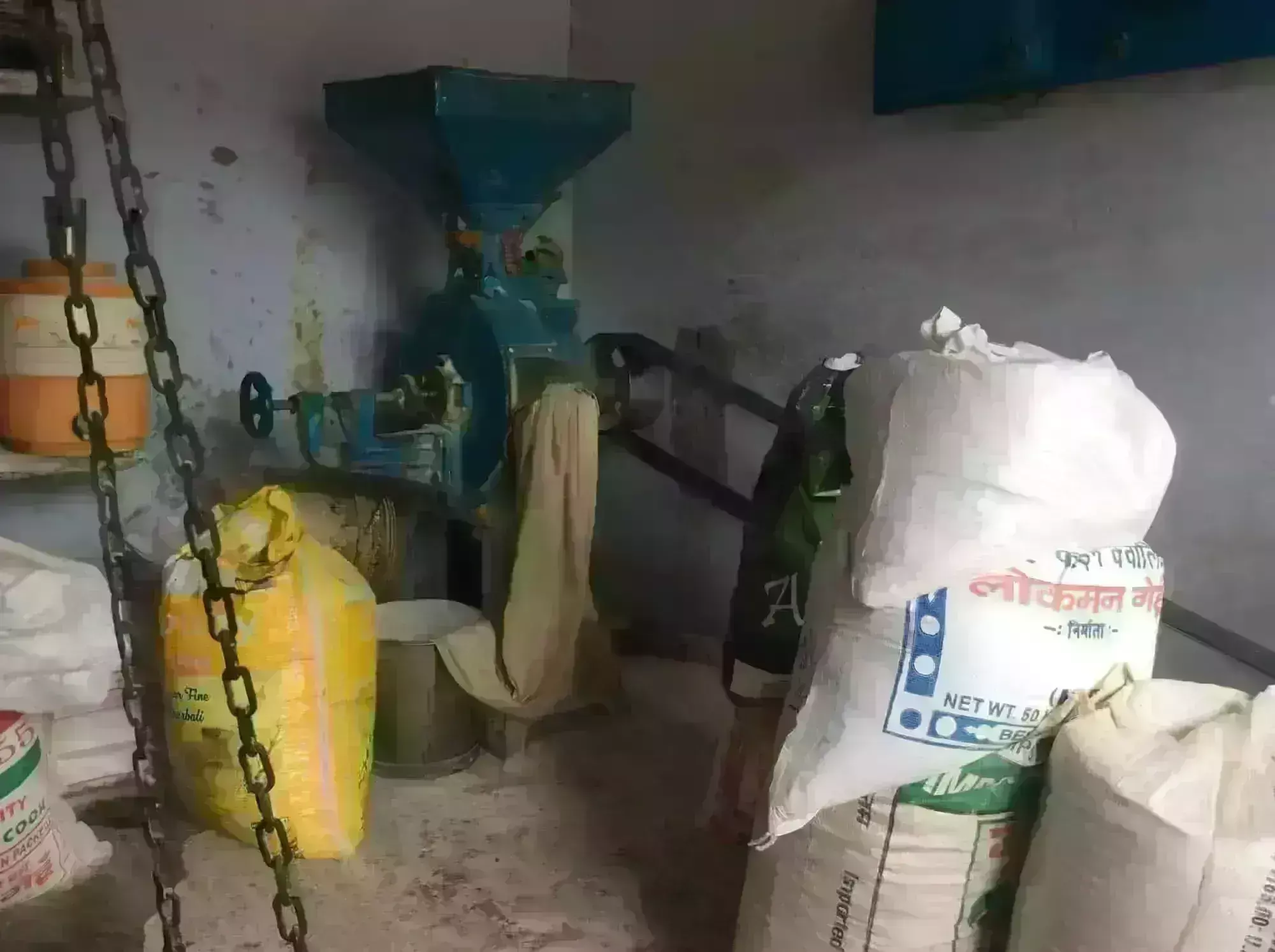 ग्वालियर में आटा, मैदा, सूजी और तेल के घटे दाम