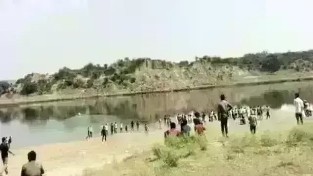 कैला देवी जा रहे 17 श्रद्धालु चंबल नदी में बहे, 7 की मौत, बचाव दल ने 10 को बचाया