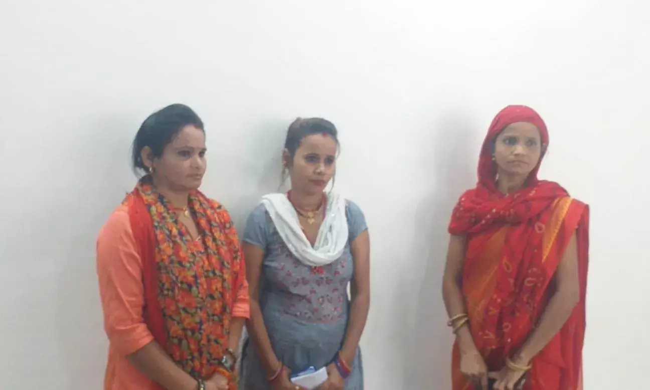 शर्मसार कर देने वाली घटना, सगी बेटी ने माँ को भीख मांगने पर किया मजबूर