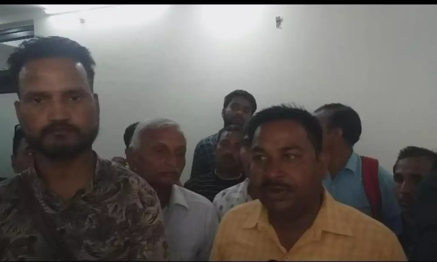 फर्जी जमीन दिखाकर किया करोड़ों का घोटाला, सैकड़ों लोग हुए परेशान