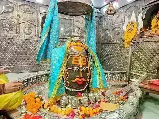 महाकाल मंदिर में दर्शन के बदले नियम, अब सभी के लिए कटेगी ऑनलाइन रसीद