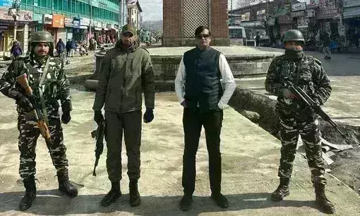 PMO अधिकारी बनकर Z+ सुरक्षा में कश्मीर घूमने वाला ठग किरण पटेल गिरफ्तार