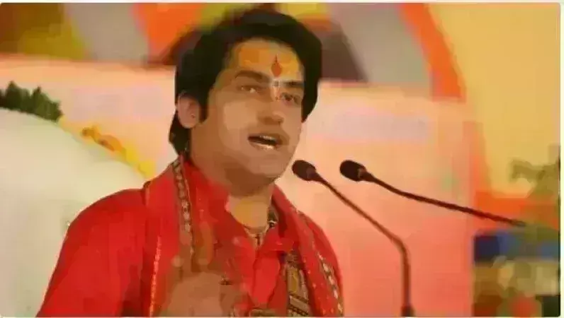 बागेश्वर धाम के पीठाधीश्वर धीरेंद्र शास्त्री पर दर्ज हुआ केस, भड़काऊ भाषण देने का आरोप