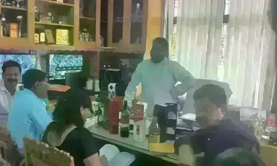 शिक्षा के मंदिर को बनाया अय्याशी का अड्डा, शराब की बोतलें और अश्लील सामग्रियां मिलीं