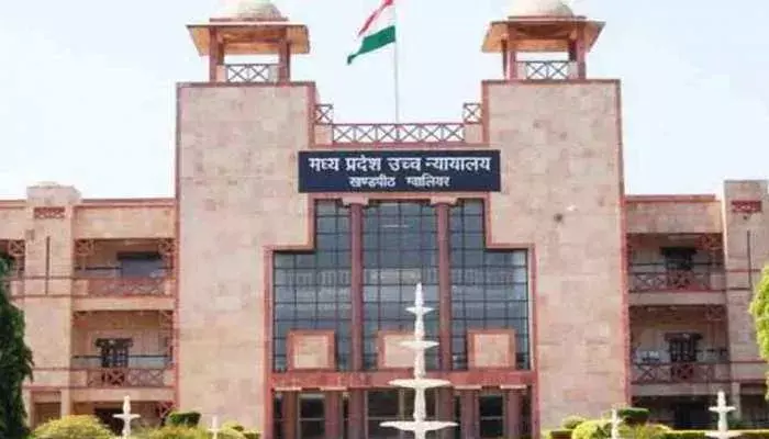 न्यायमूर्ति माहेश्वरी के बुलावे पर अधिवक्ता परिषद की कलम बंद हड़ताल स्थगित